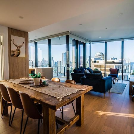 2 Bedroom Luxurious Family Apartment Next To Pacific Fair - Broadbeach Gold Coast Gc22 Eksteriør bilde