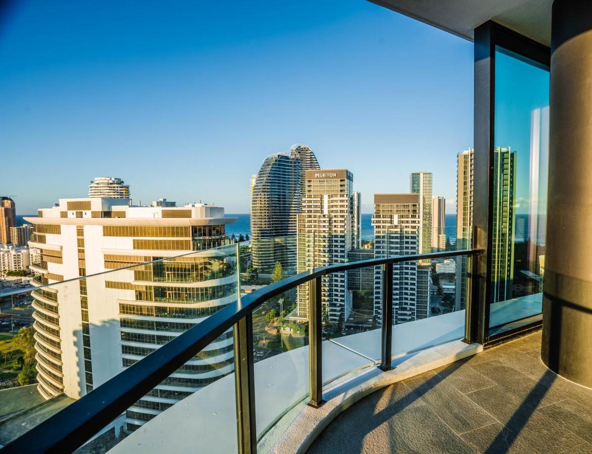 2 Bedroom Luxurious Family Apartment Next To Pacific Fair - Broadbeach Gold Coast Gc22 Eksteriør bilde