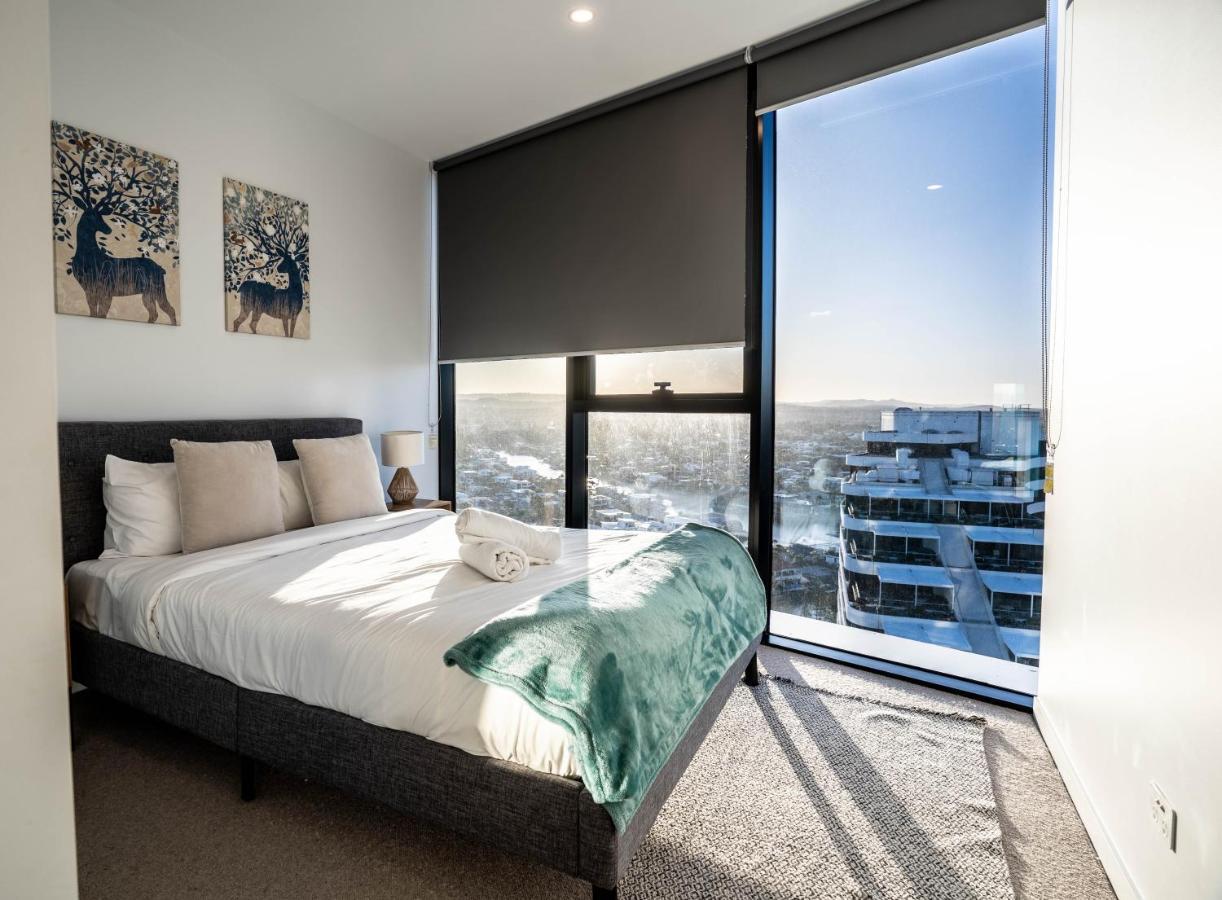 2 Bedroom Luxurious Family Apartment Next To Pacific Fair - Broadbeach Gold Coast Gc22 Eksteriør bilde
